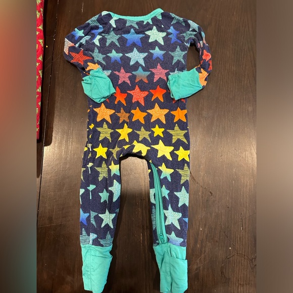 Little Sleepies Stars Crescent pajamas 0-3 months - Picture 2 of 4